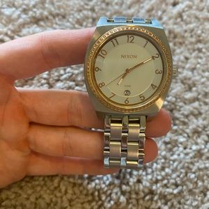 Nixon Monopoly watch